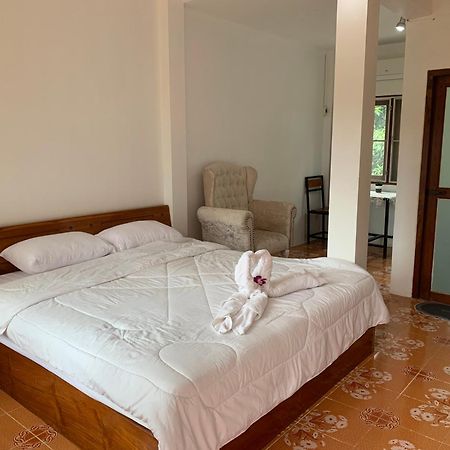 Baan Suan Duang Porn Resort Ban Phae  ภายนอก รูปภาพ