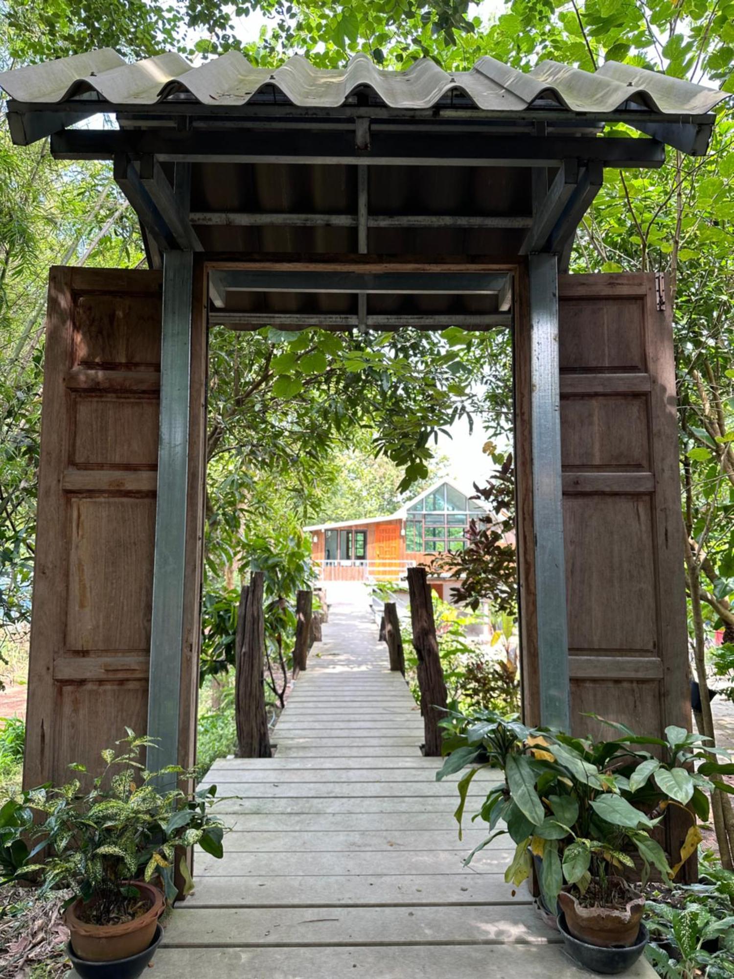 Baan Suan Duang Porn Resort Ban Phae  ภายนอก รูปภาพ