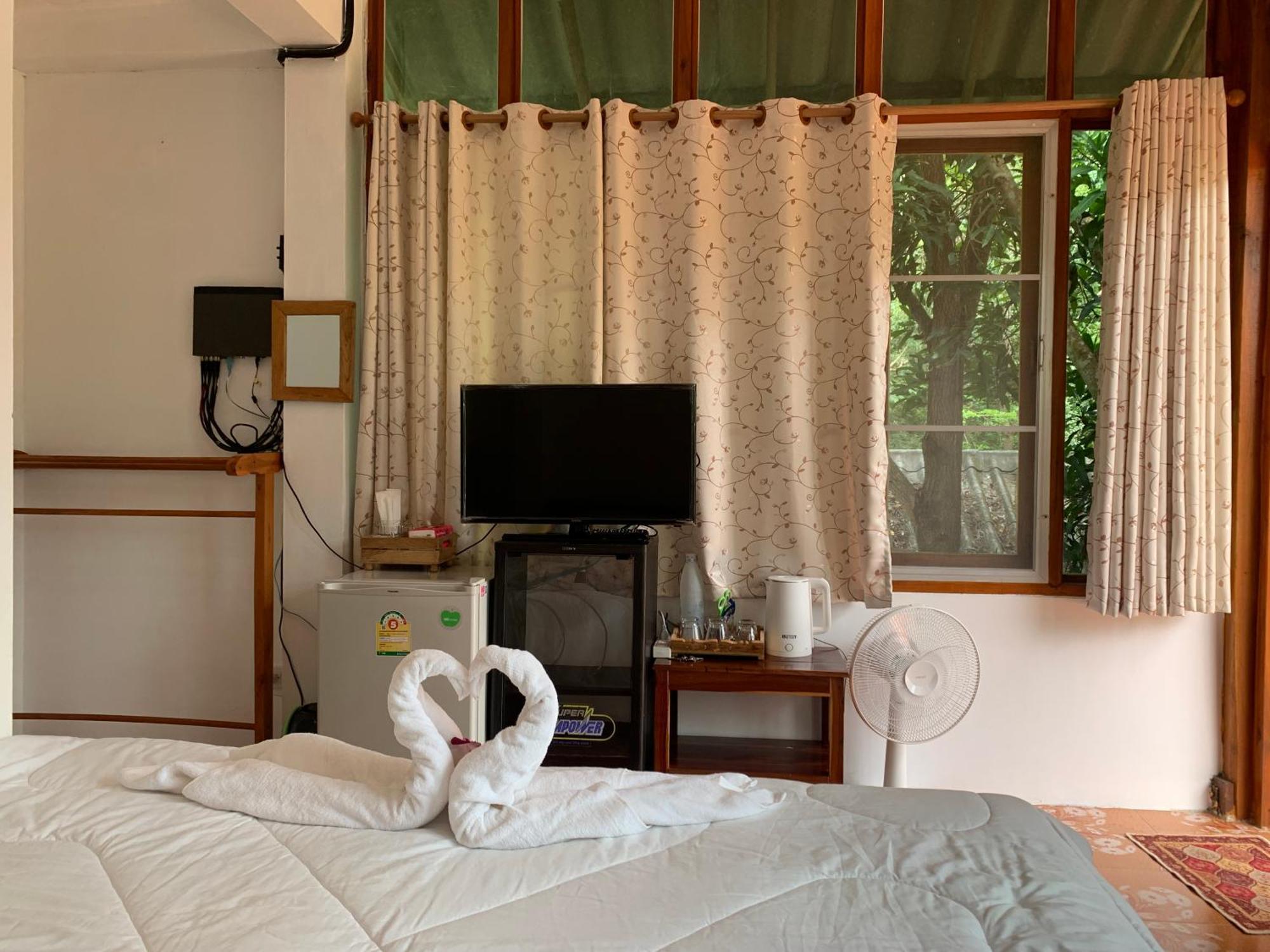 Baan Suan Duang Porn Resort Ban Phae  ภายนอก รูปภาพ